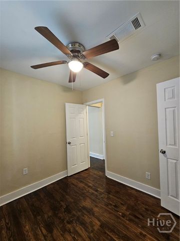 22 W 59th Street, Savannah, GA 31405