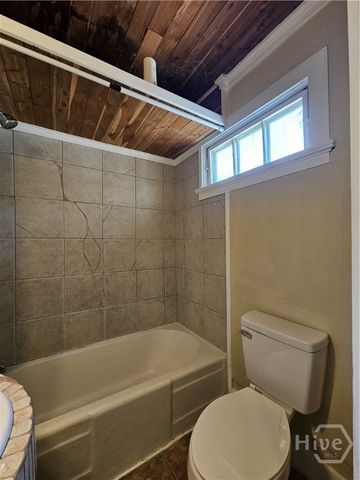 22 W 59th Street, Savannah, GA 31405