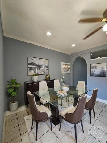 22 W 59th Street, Savannah, GA 31405