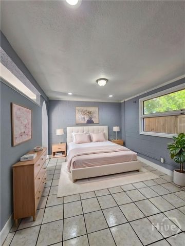 22 W 59th Street, Savannah, GA 31405