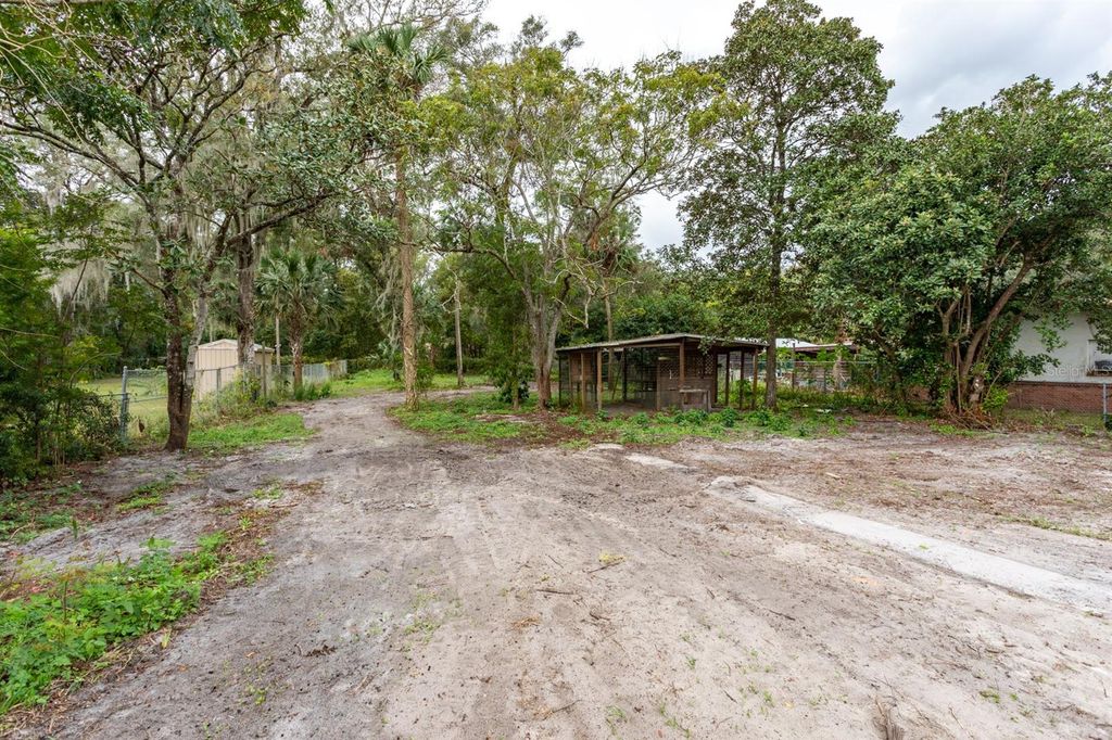 Image 34 of property listing at 1110 FATIO ROAD, Deland, FL 32720