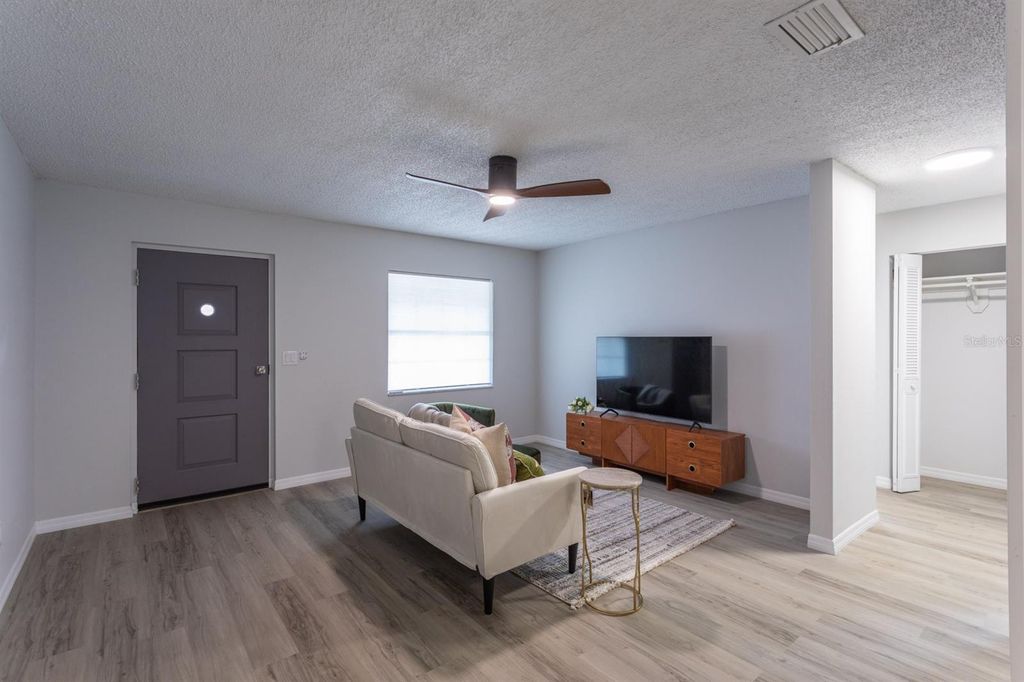 Image 6 of property listing at 1110 FATIO ROAD, Deland, FL 32720