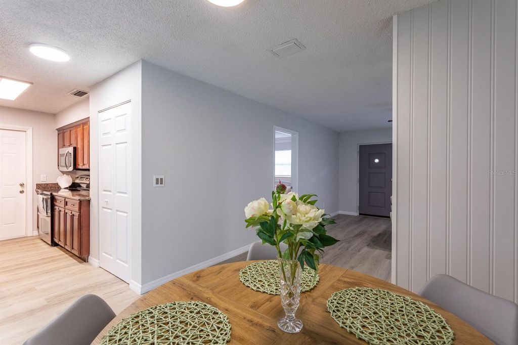 Image 8 of property listing at 1110 FATIO ROAD, Deland, FL 32720