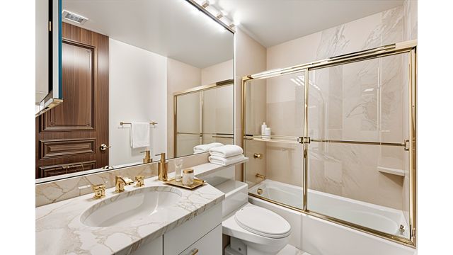 301 W 57th St Apt 28C, New York City, NY 10019