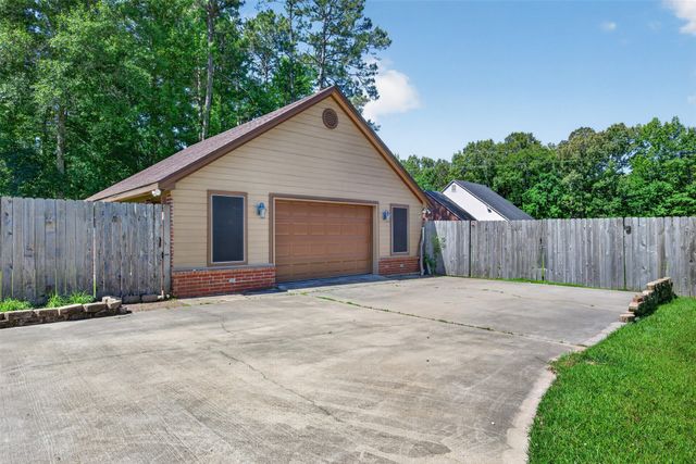 8695 Shane Lane, Keithville, LA 71047