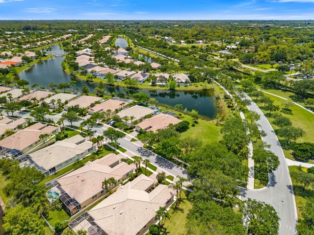3214 Verdmont Lane, Wellington, FL 33414