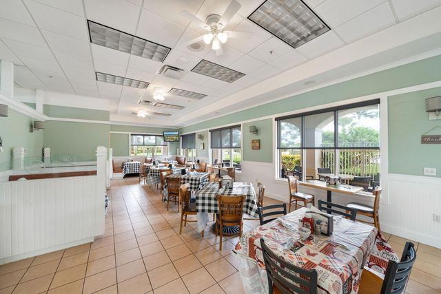 3214 Verdmont Lane, Wellington, FL 33414