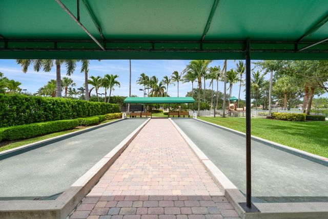 3214 Verdmont Lane, Wellington, FL 33414