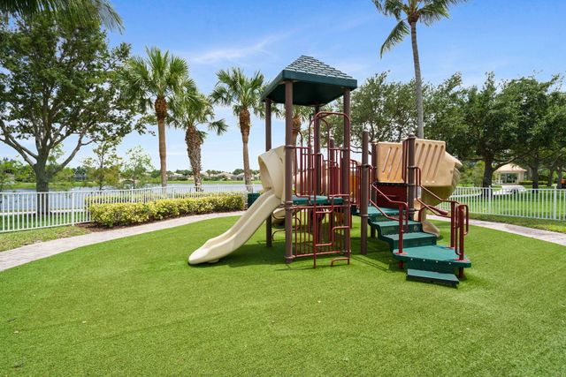 3214 Verdmont Lane, Wellington, FL 33414