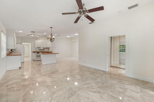 3214 Verdmont Lane, Wellington, FL 33414