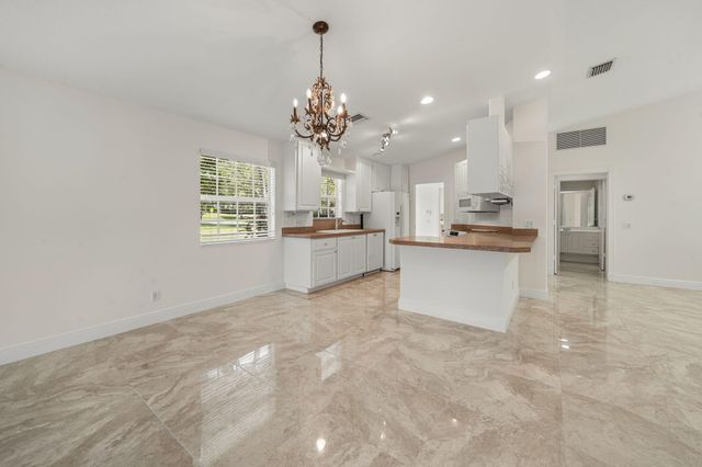 3214 Verdmont Lane, Wellington, FL 33414