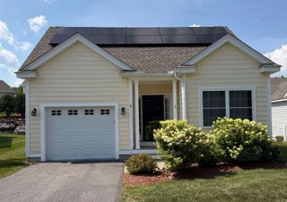 6 Dunstable Circle, Merrimack, NH 03054