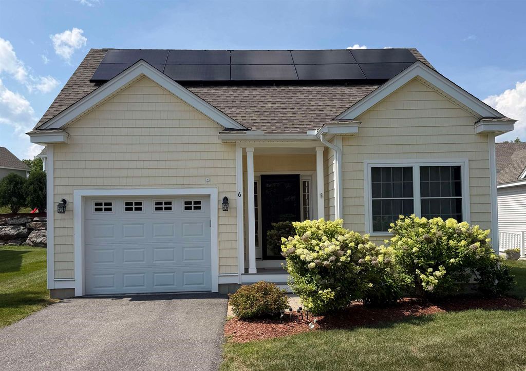 6 Dunstable Circle, Merrimack, NH 03054