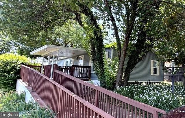 105 DOVEFIELD DR, Lancaster, PA 17603
