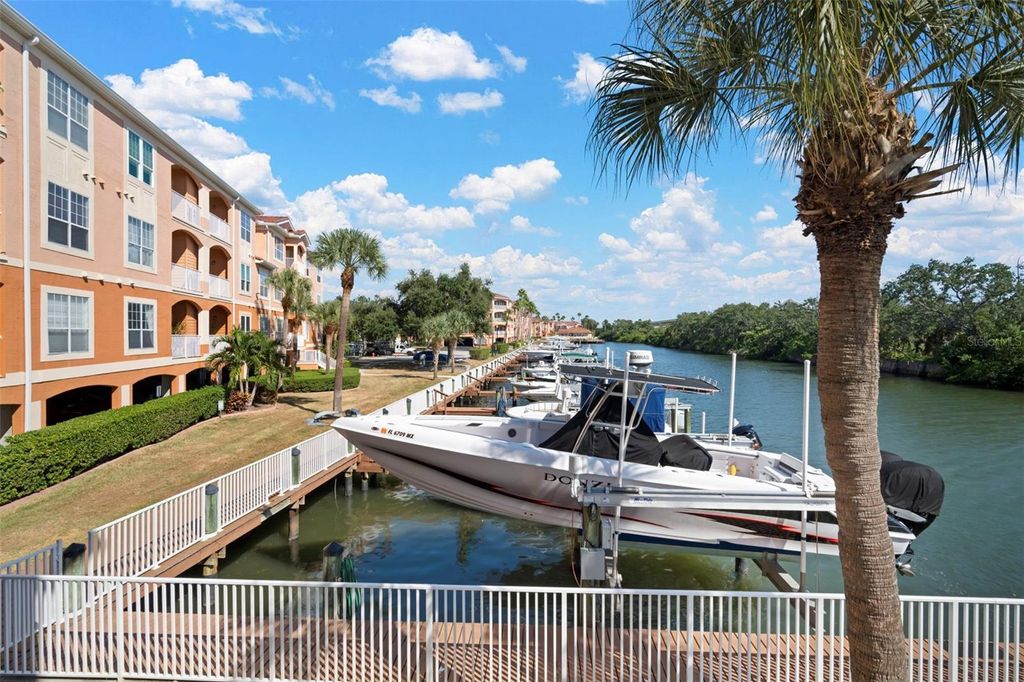 5000 CULBREATH KEY WAY 1115, Tampa, FL 33611