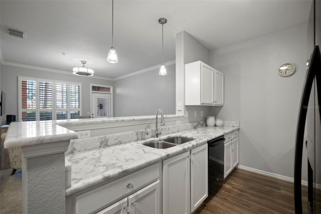 Image 4 of property listing at 5000 CULBREATH KEY WAY 1115, Tampa, FL 33611