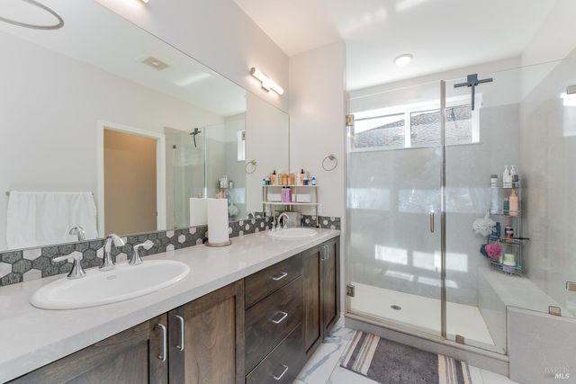 1407 Brothers Ln, Willits, CA 95490