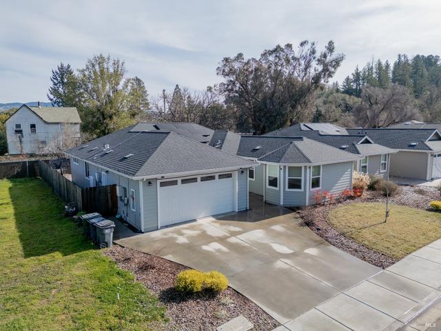 1407 Brothers Ln, Willits, CA 95490