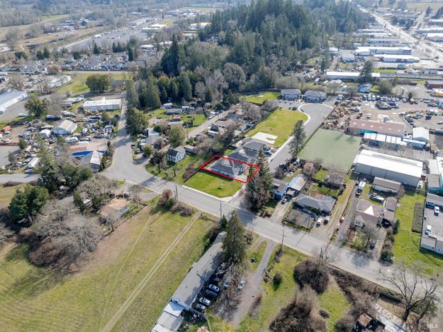 1407 Brothers Ln, Willits, CA 95490