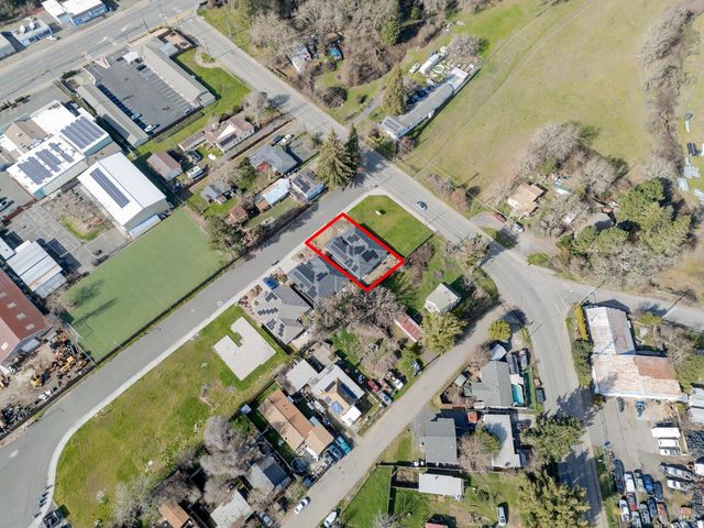 1407 Brothers Ln, Willits, CA 95490