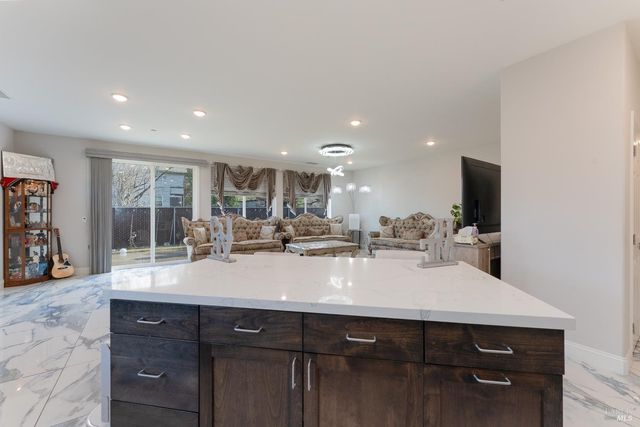 1407 Brothers Ln, Willits, CA 95490