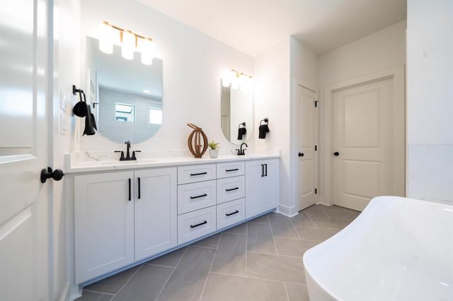 15108 Matterhorn Loop, Maumelle, AR 72113