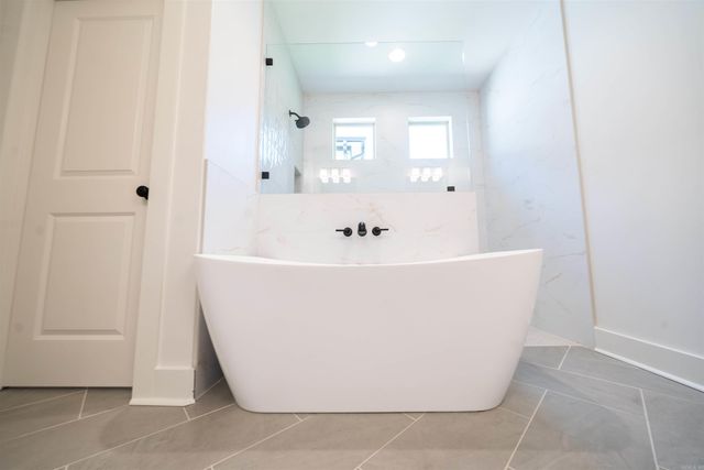 15108 Matterhorn Loop, Maumelle, AR 72113