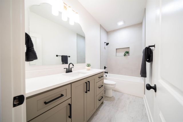 15108 Matterhorn Loop, Maumelle, AR 72113