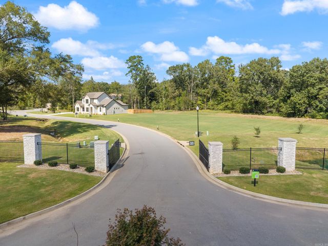 15108 Matterhorn Loop, Maumelle, AR 72113