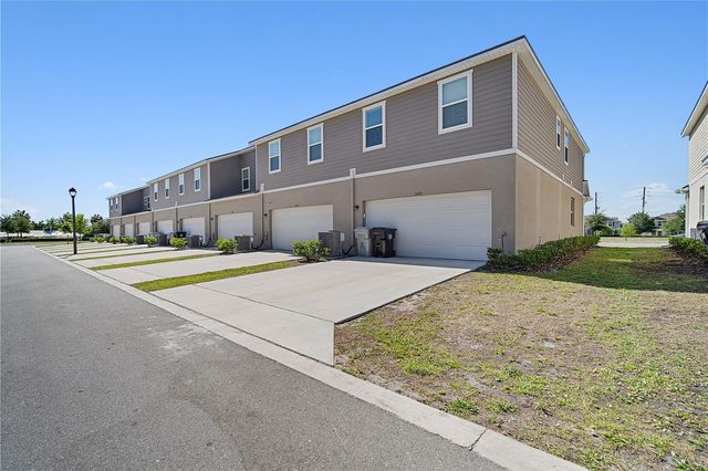3041 DOUGLAS FIR DRIVE, Apopka, FL 32703