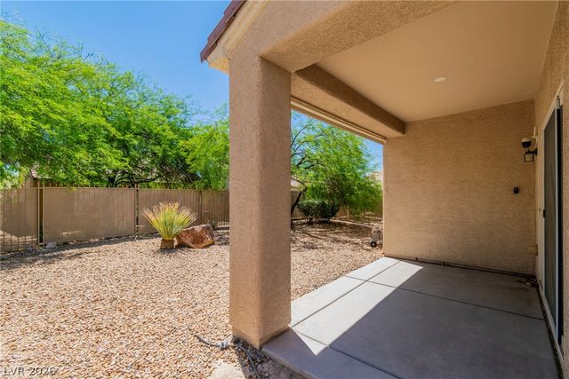 7940 Golden Warbler Street, North Las Vegas, NV 89084