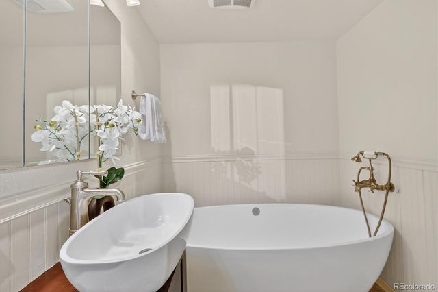 8214 Lodgepole Trail, Lone Tree, CO 80124