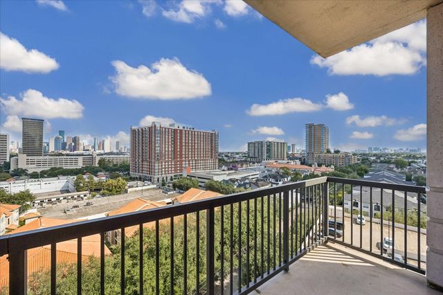 3333 Allen Parkway 1102, Houston, TX 77019