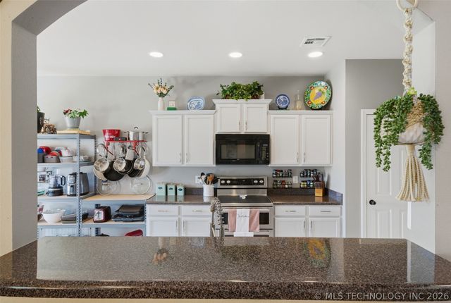 380 E 148th Street S, Glenpool, OK 74033