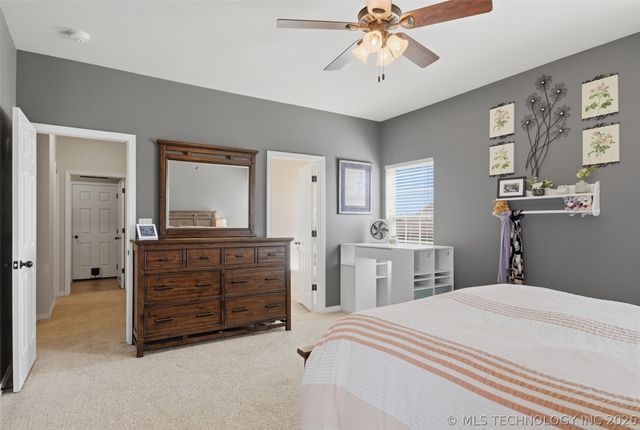 380 E 148th Street S, Glenpool, OK 74033