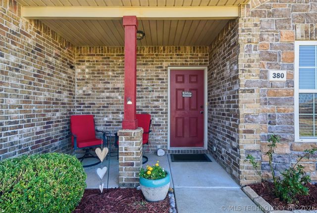 380 E 148th Street S, Glenpool, OK 74033