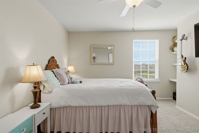 380 E 148th Street S, Glenpool, OK 74033