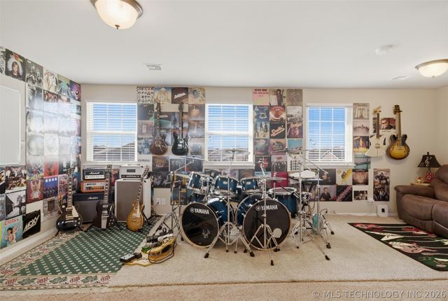 380 E 148th Street S, Glenpool, OK 74033