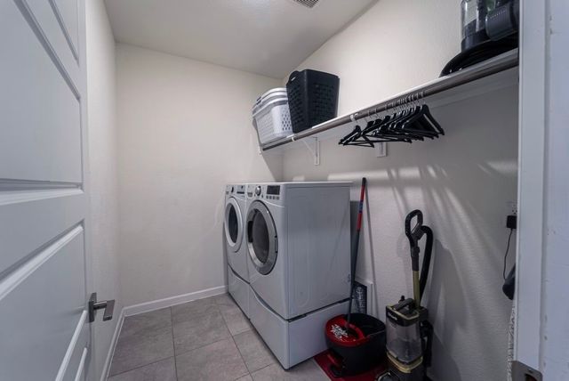 1120 Stallion Lane, Justin, TX 76247