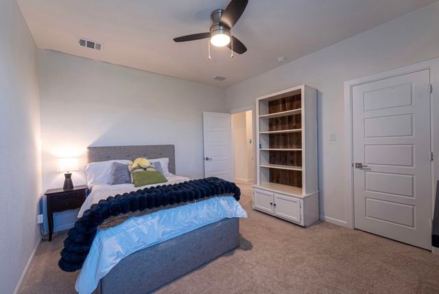 1120 Stallion Lane, Justin, TX 76247