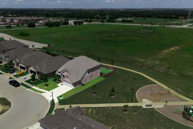 1120 Stallion Lane, Justin, TX 76247