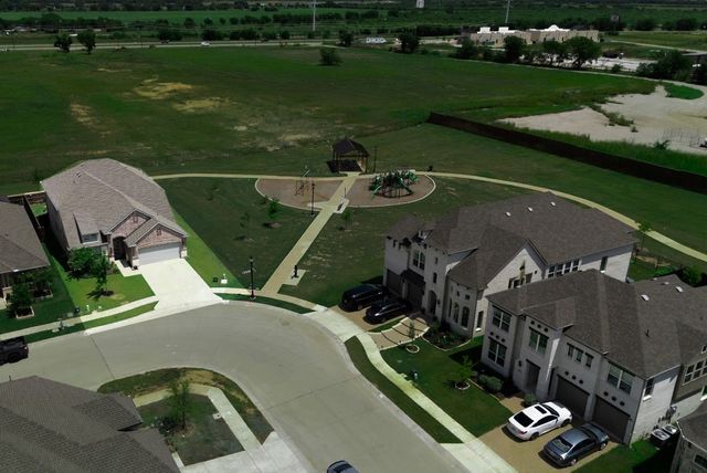 1120 Stallion Lane, Justin, TX 76247