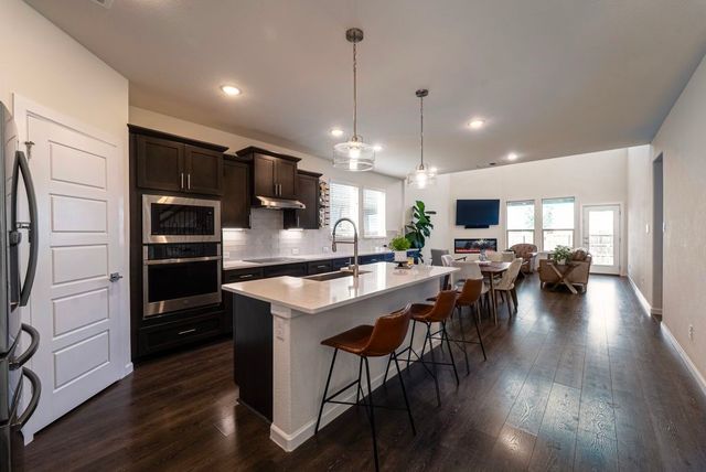 1120 Stallion Lane, Justin, TX 76247