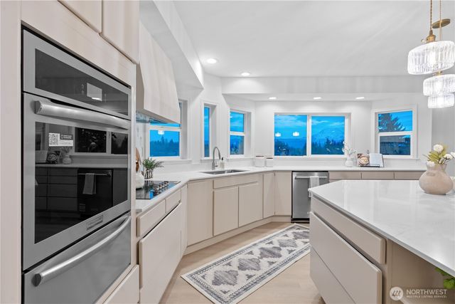 9938 257th Street Ct E, Graham, WA 98338