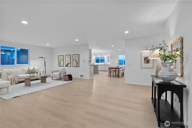 9938 257th Street Ct E, Graham, WA 98338