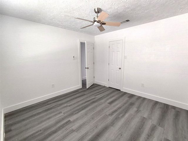 16402 Lobo Lane, Spring, TX 77379