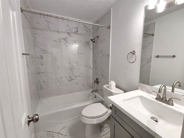 16402 Lobo Lane, Spring, TX 77379