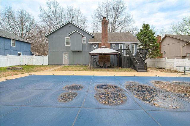 1708 SE 7th Terrace, Lee's Summit, MO 64063