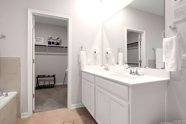 13107 Braxon Pass, San Antonio, TX 78253