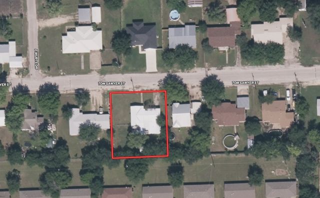 240 Tom Sawyer Street, Evant, TX 76525